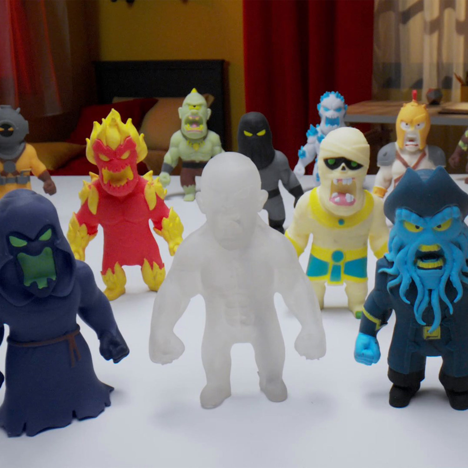 Тянущаяся фигурка 1TOY Monster Flex серия 4, Огненный монстр тянучка, 15 см