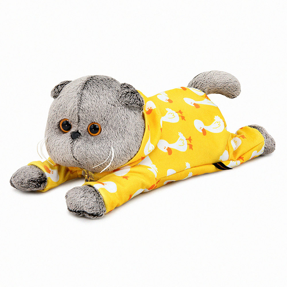 Мягкая игрушка Кот Басик в комбинезоне с принтом "Гусик" (лежачий), 25 см
