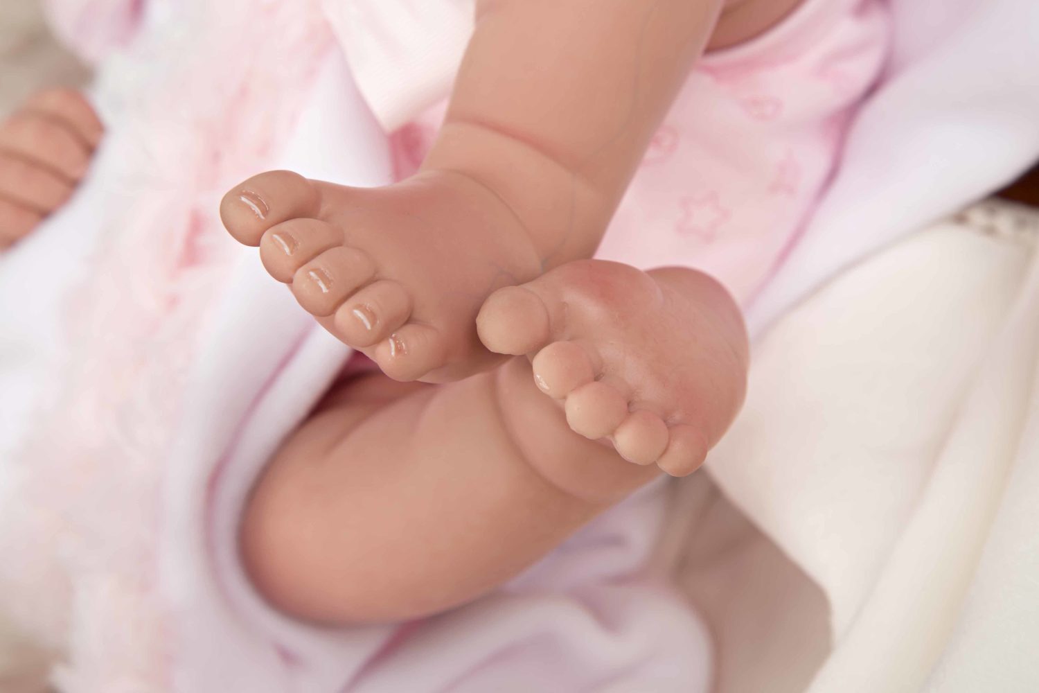 Arias Reborns Aina новорожденный пупс 45 см, мягкий, с аксессуарами, Испания